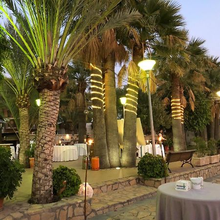 El Eden Hotel El Ejido Bagian luar foto