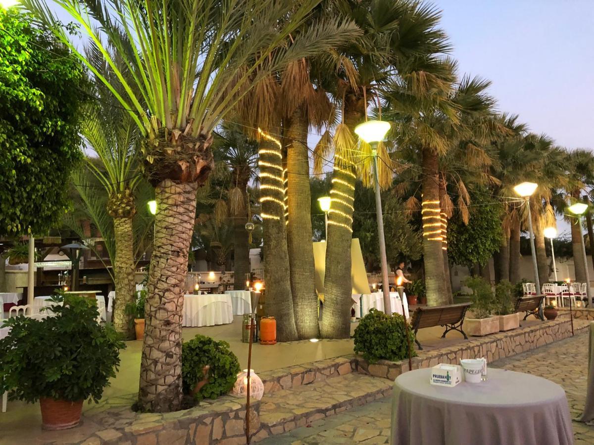 El Eden Hotel El Ejido Bagian luar foto