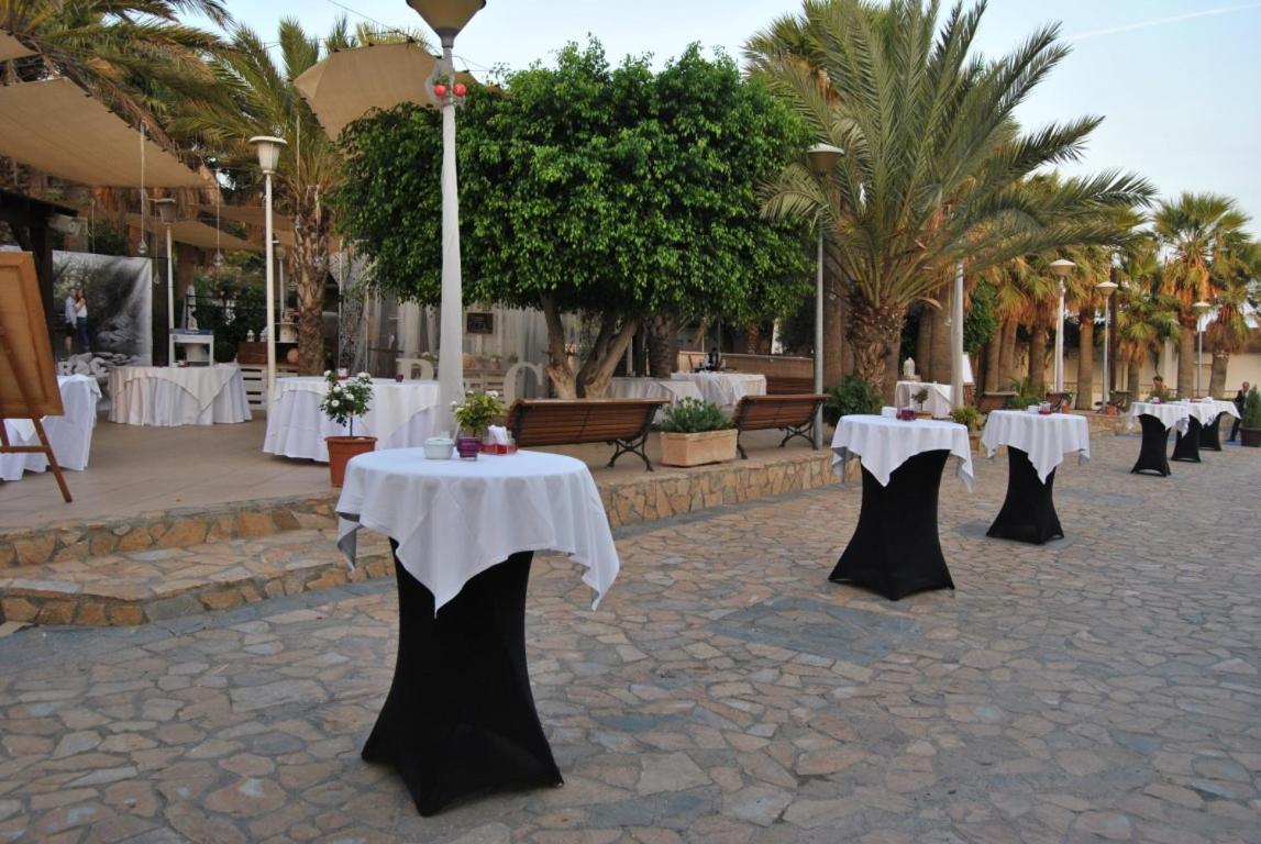 El Eden Hotel El Ejido Bagian luar foto